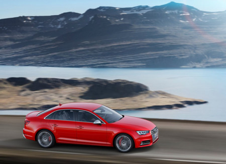 Audi S4 2017 1024x768 Wallpaper 06
