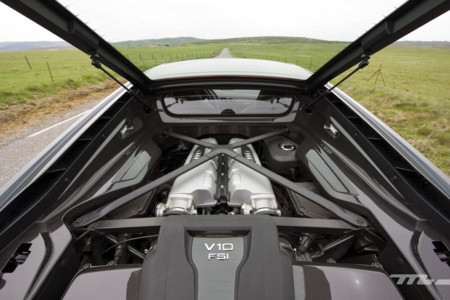 Bye, bye V8. La nueva versión de acceso del Audi R8 podría montar el V6 biturbo del Panamera S