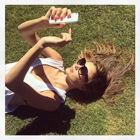 Miranda Kerr ya no sabe cómo decirlo: soltera y entera, ¡gracias!