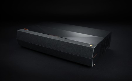 Optoma presenta nuevo proyector láser de tiro corto con barra de sonido integrada