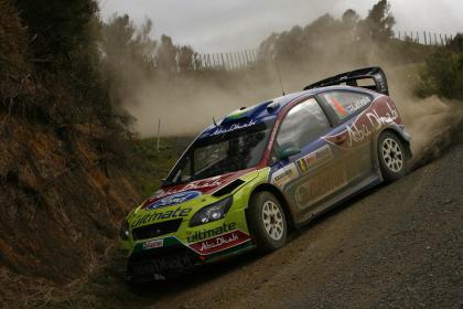 Latvala líder por la estrategia de Loeb y Hirvonen