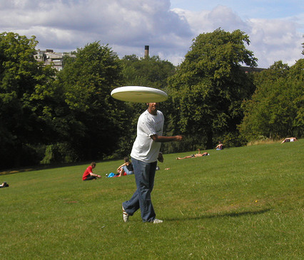 En primavera, disfruta del frisbee