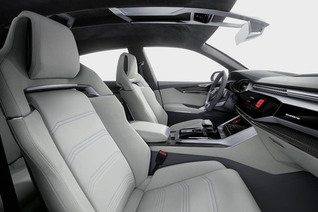 Audi Q8 Concept interior