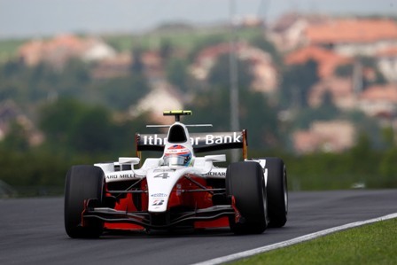 Romain Grosjean consigue su primera pole en la GP2