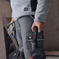 Chollo en la sección de herramientas de Amazon: este atornillador a batería Bosch, está a su precio mínimo al alcance de cualquier aficionado al bricolaje 