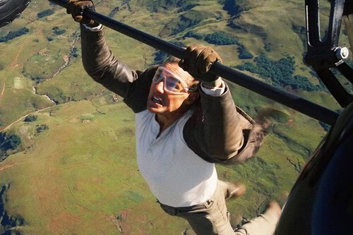 Esta escena de 'Misión Imposible: Sentencia Final' pudo acabar con Tom Cruise en el hospital: "Casi me parte la espalda"