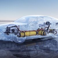 En Ucrania están reutilizando partes de autos Toyota Mirai y Tesla para fabricar bombas y drones contra Rusia