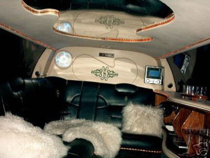 General Lee Limusina Lincoln Towncar