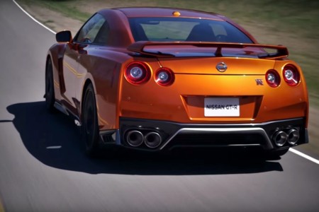 Disfruta de Godzilla en libertad. Así es el nuevo Nissan GT-R en vídeo