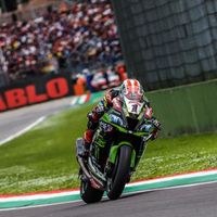 Gregorio Lavilla para los pies a Kawasaki y Jonathan Rea: "No acepto quejas de quien ha ganado cuatro años"