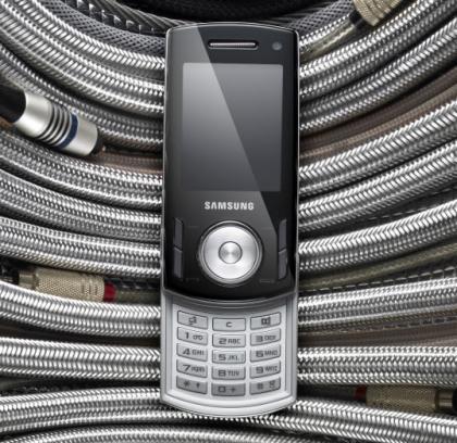 Samsung F400 dual slider, un teléfono musical