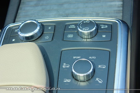 Conducción todoterreno con el Mercedes ML350