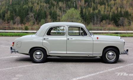 Mercedes Benz 180a Ponton 100