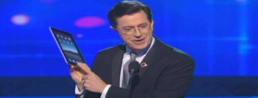 Apple prestó un iPad para los Grammy sin pagar nada. Años después, Samsung gastó 20 millones en los Oscar y les pillaron con un iPhone entre bastidores