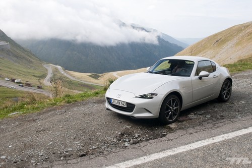 Mazda MX-5 2019, a prueba: más potente y equipado, pero tan divertido y eficaz como siempre