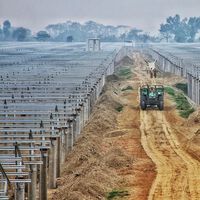 Pensamos que Europa es un portento en energía solar y de nuevo China nos come la tostada. Ha instalado una bestialidad de 60 GW en tres meses, pero hay trampa