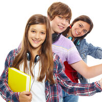 Siete etiquetas y prejuicios más frecuentes en la adolescencia que son falsos y debemos desterrar 