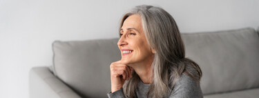Terapia hormonal sustitutiva en la menopausia: qué es y todo lo que dicen los expertos sobre sus riesgos y beneficios