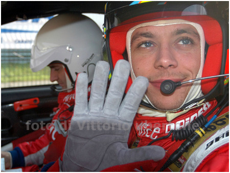 Rossi piensa en su futuro en los rallies