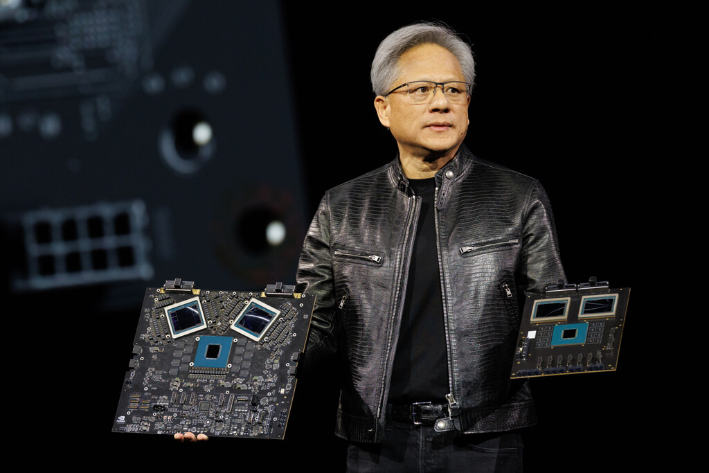 El supercomputador de IA de NVIDIA cuesta tres millones de dólares. Y para funcionar usa un switch con tres km de cable