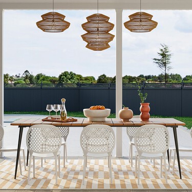 Aldi tiene un toldo lateral para proteger tu terraza o jardín del sol, el viento o de las miradas cotillas