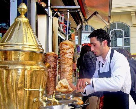 En Turquía... no dejes de probar döner kebab