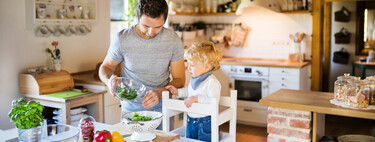 Torre de aprendizaje Montessori: para qué se utiliza y qué beneficios tiene para el niño