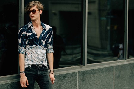 Éstas camisas en tendencia que necesitas si o si para triunfar esta temporada