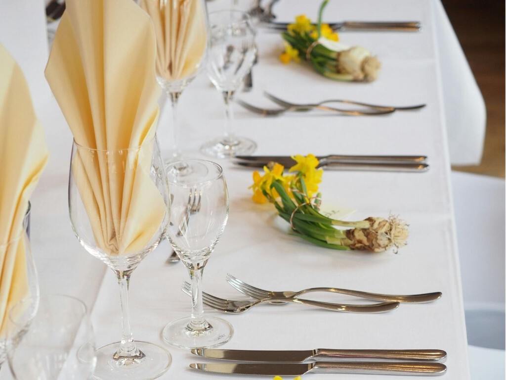 Lidl lanza la vajilla ideal para cenas al aire libre esta temporada: con 18 piezas de porcelana