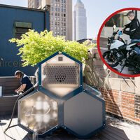 Dois engenheiros inventaram uma máquina que produz gasolina usando ar, água e eletricidade; ela pode ser uma solução barata para motores de combustão interna 