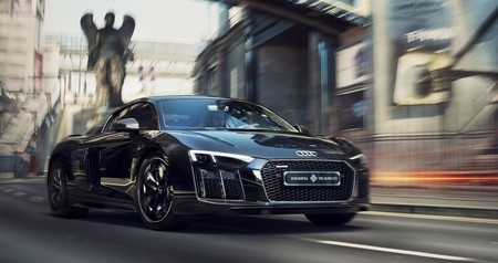 ¿Pensando cambiar de coche? Atento a esta edición de coleccionista de Final Fantasy XV de 470.000 dólares