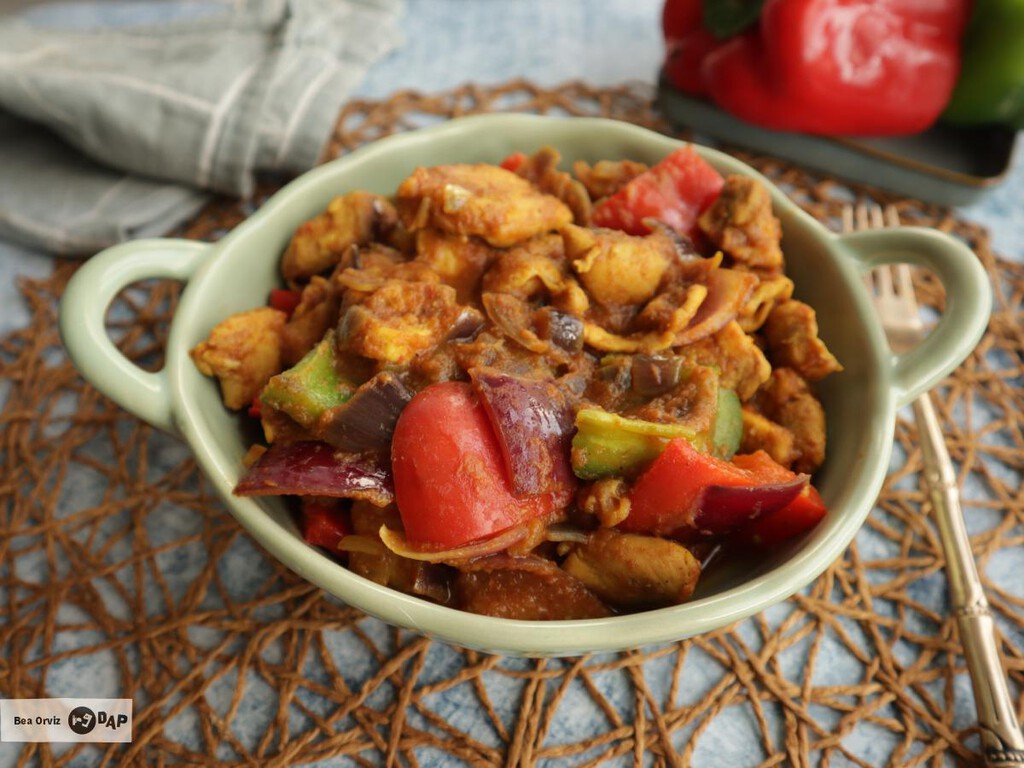 Receta de Pollo Jalfrezi, un curry de pollo con verduras crujientes al estilo bengalí