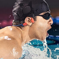Mejores auriculares inalámbricos para nadar. Cuál comprar y modelos recomendados para usar en la piscina