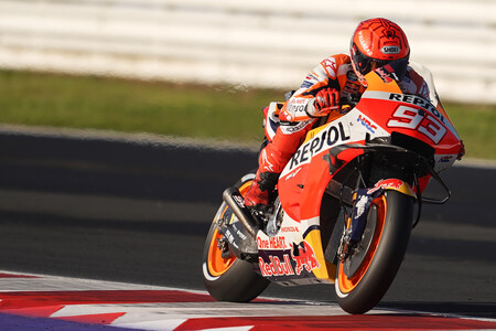 Marc Márquez lidera el primer doblete de Honda desde 2017, Pecco Bagnaia se cae y Fabio Quartararo ya es campeón