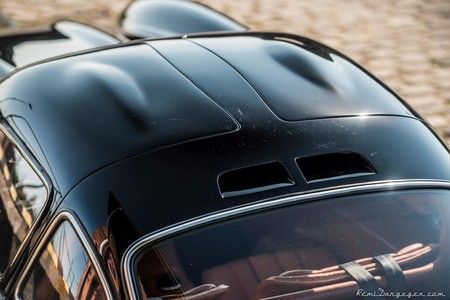 Mercedes Benz Gullwing Robado 2
