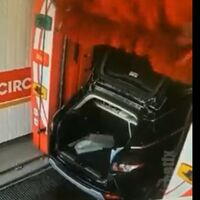 El último 'fail' en un túnel de lavado es tan doloroso de ver como incomprensible