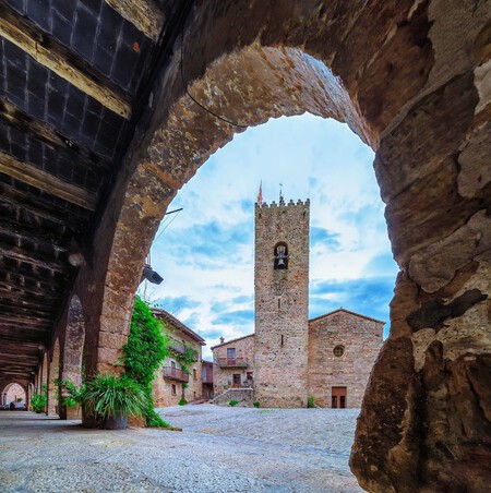 Villa Medieval Pueblo Encantador Volcanes Girona Cataluna Espana Escapada Otono Bonita Barata Buena Comida Gastronomica