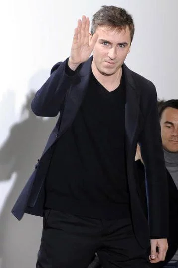 Raf Simons deja Jil Sander, próximo destino ¿Dior?