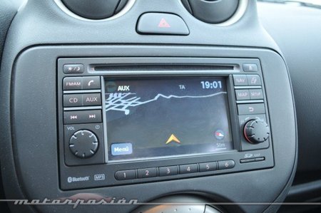 Nissan Micra CVT Nissan Connect