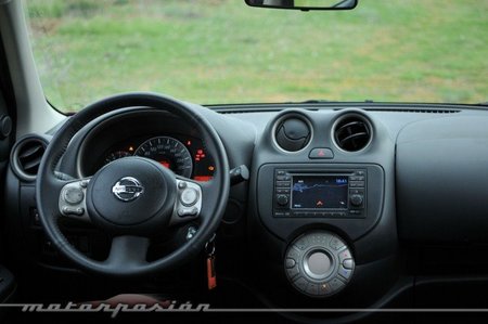 Nissan Micra CVT Salpicadero frente