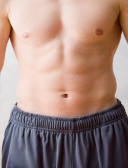 Hombres, biceps, barriga y longevidad
