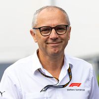 Stefano Domenicali, jefe de la Fórmula 1, sobre volver a los motores V8: "Lo apoyo al 1000%. Son la esencia del automovilismo" 