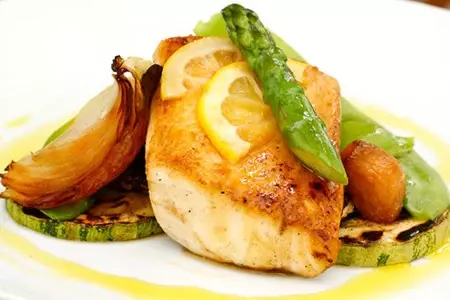 Apúntate a la dieta mediterránea si quieres lucir guapo y saludable