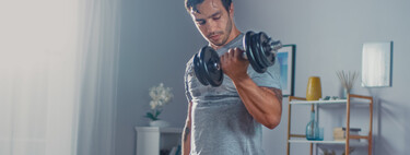 Seis variaciones del press (y un ejercicio extra) para entrenar tu pectoral con pesas  