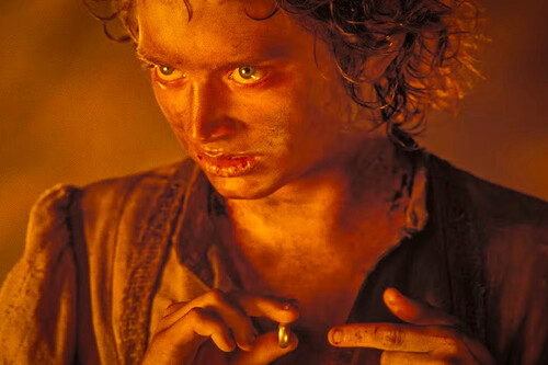 Cuesta creerlo, pero sí, al final Frodo falló en su misión de destruir el Anillo Único 