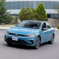 Volkswagen Jetta 2026 llega a México: motor turbo con 150 HP, más de 900 kilómetros por tanque y 5 años de garantía, precio y lanzamiento 