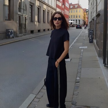 Lululemon rebaja los pantalones sport wide leg más elegantes, para llevar 24/7 este septiembre