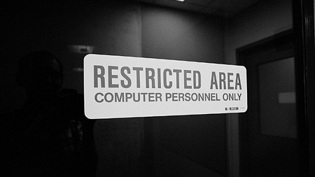 ¿Limitamos el acceso a Internet en la empresa por productividad o por seguridad?
