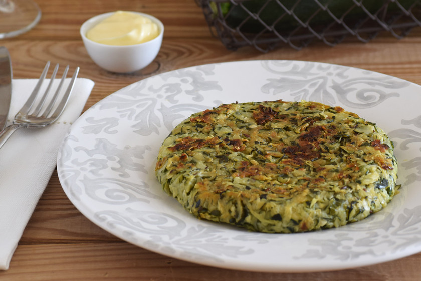 ¿Qué hago con los kilitos de más? 5 recetas saludables para recuperarte de los excesos navideños 180 Disfruta de tu rösti de calabacín y deleita a tus invitados