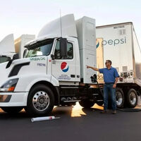 México tiene la mejor Coca-Cola del mundo, pero no sus mejores camiones. Pepsi le da una lección en otro país